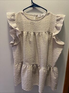 Seersucker Ruffle Sleeve Blouse in Beige Stripe